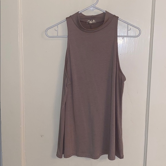 High Neck Sleeveless top - Picture 1 of 2